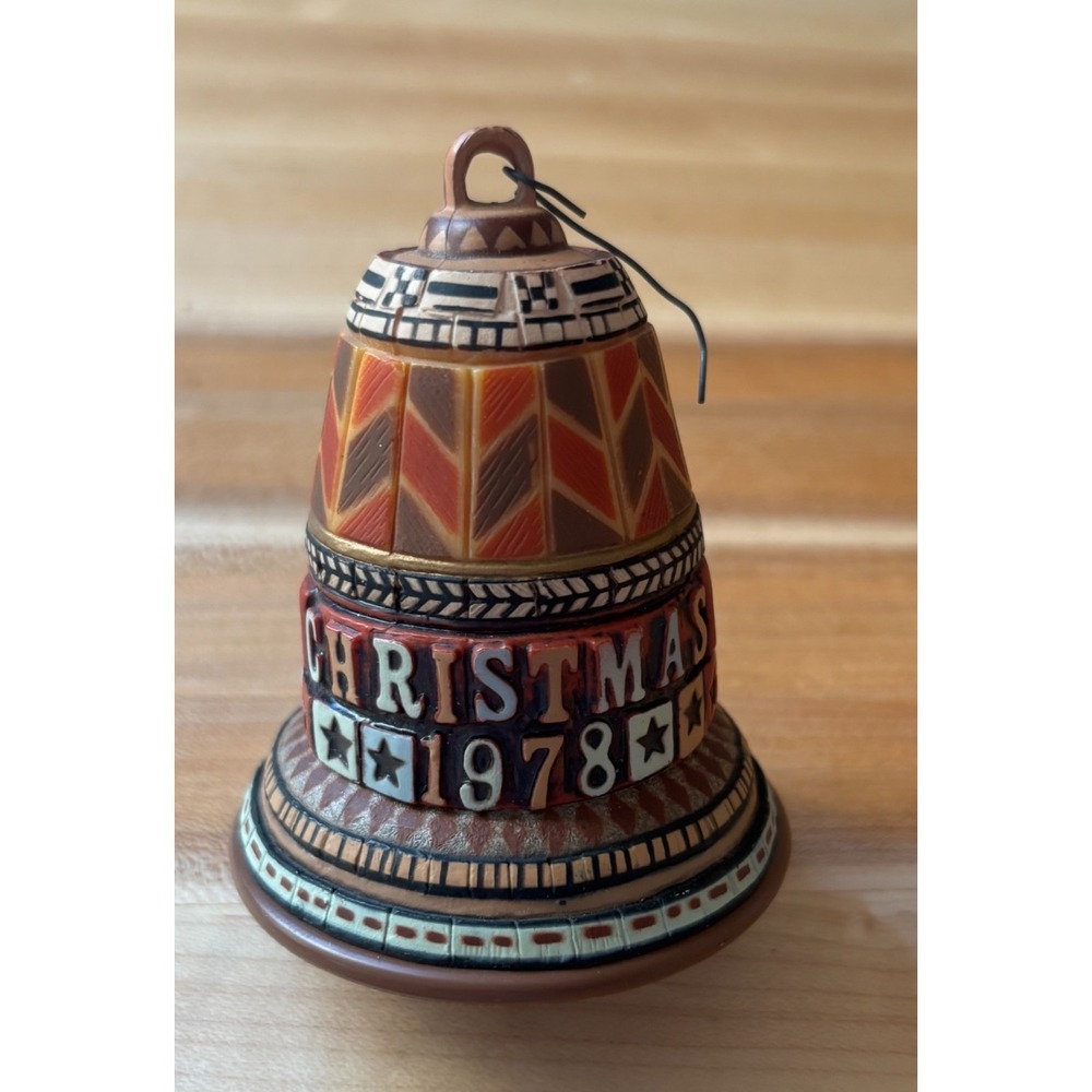 Vintage 70s Hallmark Schneeberg Bell plastic wood-look Christmas 1978 ornament